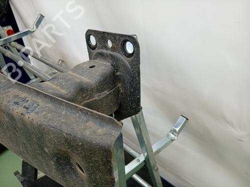 Used Front bumper reinforcement Front bumper reinforcement 36055927 36055927