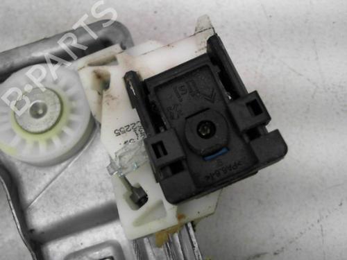 Used Front left window mechanism Front left window mechanism CITROËN DS3 (SA_) 1.6 THP 155 (156 hp) 24775891 24775891
