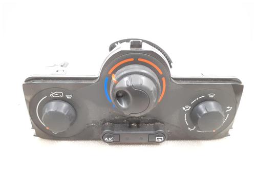 Used Climate control RENAULT KANGOO Express (FW0/1_) 1.5 dCi 75 (FW07, FW10, FW04) (75 hp) 24793844