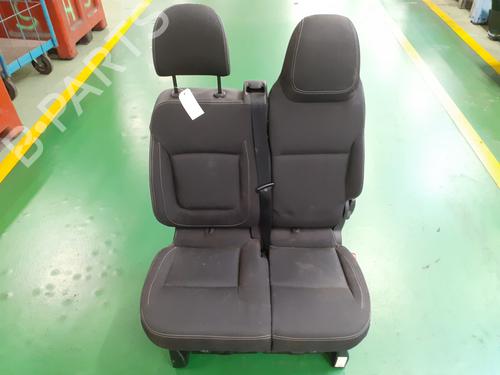 Used Right front seat NISSAN PRIMASTAR Van (X82) 2.0 dCi 130 (131 hp) 26594468
