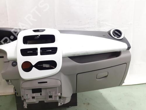 Used Dashboard RENAULT ZOE (BFM_) ZOE (92 hp) 24781705