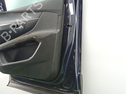 Used Right front door Right front door 38032477 38032477