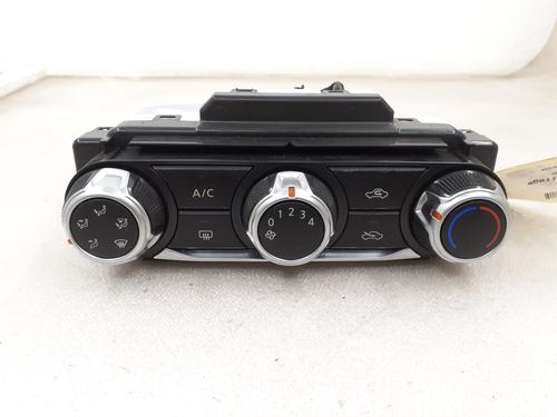 Used Climate control NISSAN MICRA V (K14) 1.5 DCI (90 hp) 24798631