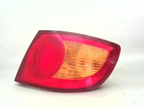 Right taillight HYUNDAI ELANTRA III (XD) 2.0 CRDi | BP24773497C35 