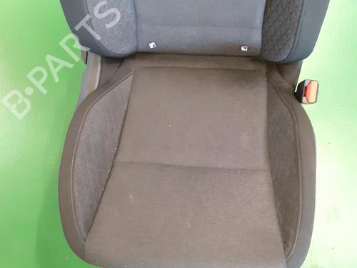 Used Right front seat Right front seat RENAULT CLIO V (B7_) 1.5 Blue dCi 85 (B7AG) (86 hp) 24795128 24795128