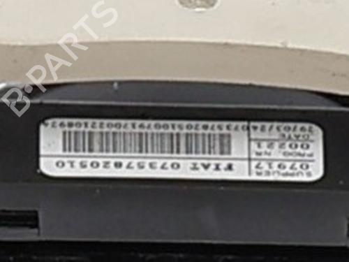 Used Steering column stalk Steering column stalk FIAT 500 (312_) 1.0 Mild Hybrid (312.AYD1B) (69 hp) 40538338 40538338