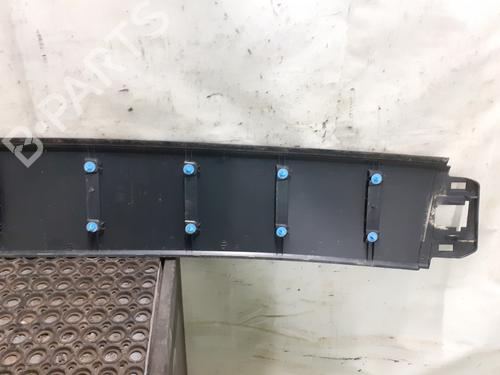 Headlight eyebrow RENAULT TRAFIC III Van (FG_) 1.6 dCi 125 (FGMH) | BP27562420C118 