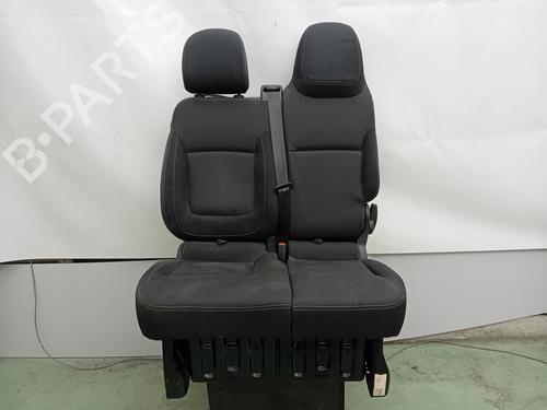 right-front-seat-renault-trafic-iii-van-fg_-2014-37742145 main image