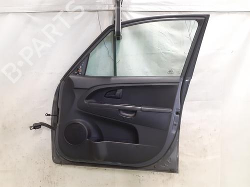 Right front door KIA VENGA (YN) 1.4 CVVT | BP24771502C3