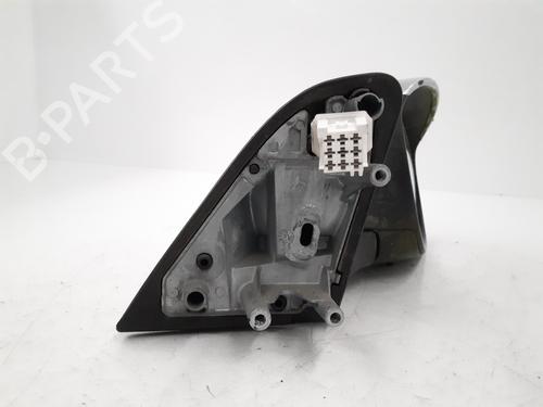 Retrovisor direito Retrovisor direito 30200023 30200023