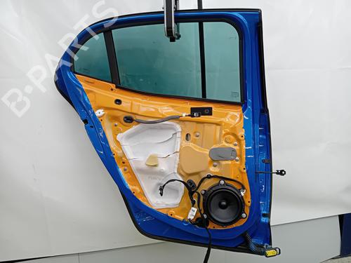 left-rear-door-renault-megane-iv-hatchback-b9amn_-2015-34201948 main image