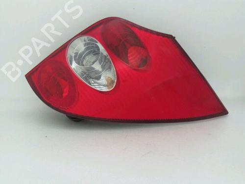 Right taillight RENAULT LAGUNA II Grandtour (KG0/1_) 2.2 dCi (KG0F) | BP24773571C35