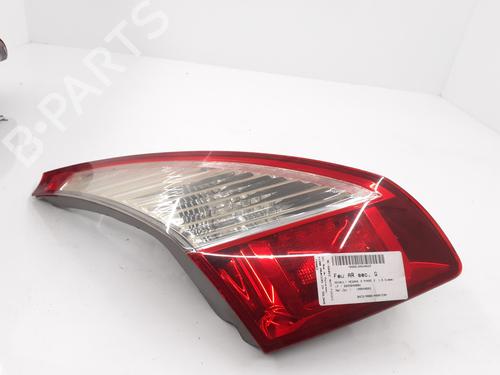 Venstre baglygte bagklap RENAULT MEGANE III Hatchback (BZ0/1_, B3_) 1.5 dCi (BZ0C) (90 hp) 28057656