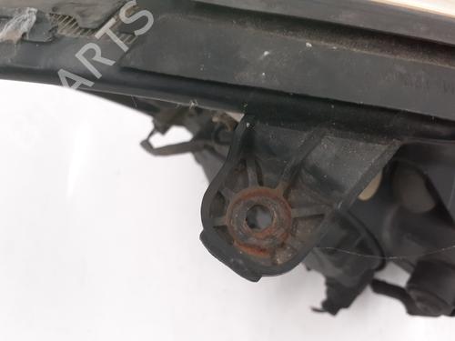 Left headlight HYUNDAI H-1 Van (A1) 2.5 CRDi | BP30517922C28 