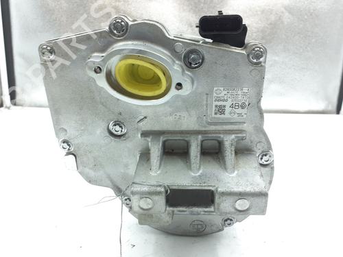 Used AC compressor AC compressor RENAULT CLIO V (B7_) 1.6 E-TECH 140 (B7MU) (140 hp) 27684596 27684596
