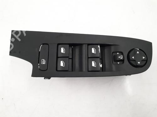 Used Right front window switch CITROËN C4 Picasso II 1.6 HDi / BlueHDi 115 (115 hp) 30381047