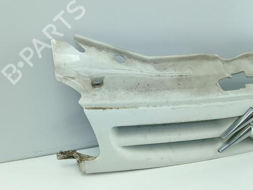 Used Grille Grille 37449980 37449980