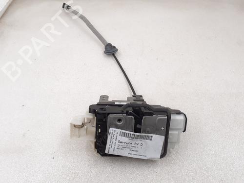 Used Front right lock VOLVO V40 Hatchback (525) D4 (190 hp) 24772195