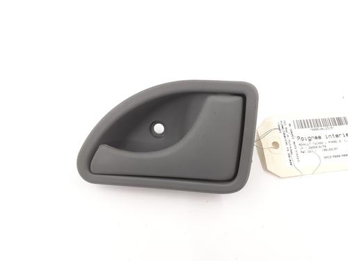 Used Front right interior door handle RENAULT TWINGO I (C06_) 1.2 (C066, C068) (58 hp) 30326815