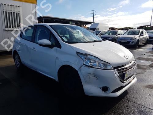 Gear lever PEUGEOT 208 I (CA_, CC_) 1.6 HDi | BP24795471M90