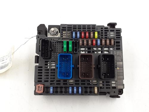 Used Fuse box Fuse box PEUGEOT 308 II (LB_, LP_, LW_, LH_, L3_) 1.2 THP 130 (131 hp) 33650859 33650859