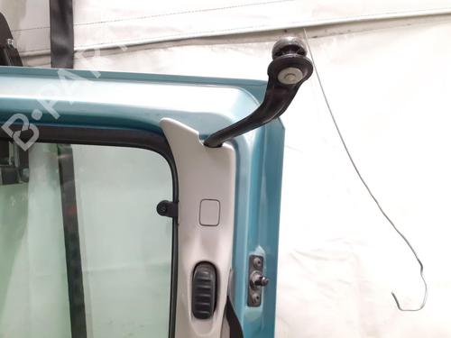 Used Left slide door CITROËN BERLINGO / BERLINGO FIRST MPV (MF_, GJK_, GFK_) 2.0 HDI 90 (MFRHY) (90 hp) 24786752