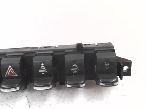 Warning switch PEUGEOT 3008 I MPV (0U_) 2.0 HDi | BP24781519I22 