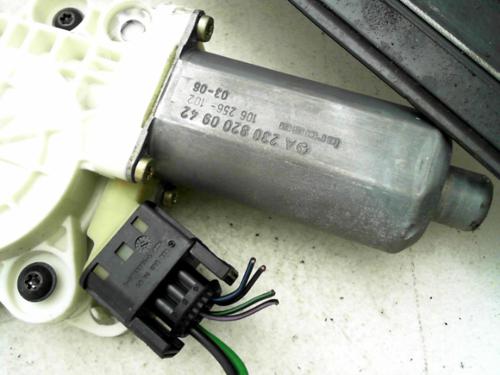 Used Front right window mechanism Front right window mechanism MERCEDES-BENZ CLK Convertible (A209) CLK 200 Kompressor (209.442) (163 hp) 24777101 24777101
