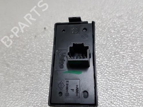 Used Warning switch Warning switch DACIA SANDERO II TCe 90 (B8M1, B8MA, B8AC) (90 hp) 24777120 24777120