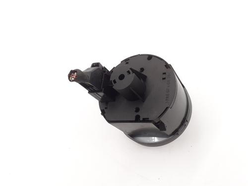 Used Headlight switch Headlight switch VW TOURAN (1T3) 2.0 TDI (140 hp) 30590973 30590973