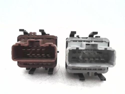 Used Switch RENAULT SCÉNIC II (JM0/1_) 1.9 dCi (JM0G, JM12, JM1G, JM2C) (120 hp) 24782514