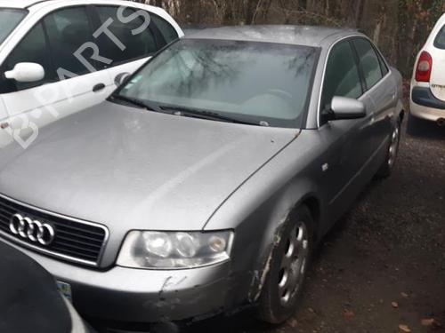 Høyre foran beltestrammer AUDI A4 B6 (8E2) 1.9 TDI | BP24779352C88 