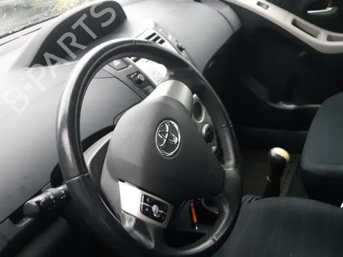Front left belt tensioner TOYOTA YARIS (_P9_) 1.3 VVT-i (SCP90_, SCP90R) | BP24777106C87 