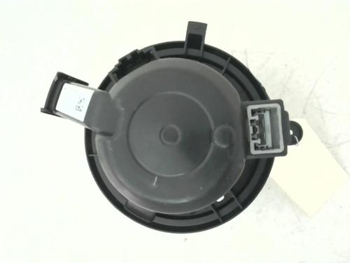 Ventilator motor RENAULT TWINGO III (BCM_, BCA_) [2014-2025]  24779227