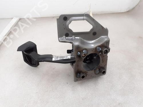 Used Break pedal CITROËN C3 III (SX) 1.2 THP 110 (SXHNPS, SXHNZT, SXHNZ6) (110 hp) 24790495