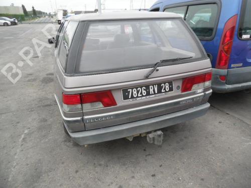 Brugte PEUGEOT 405 I Break (15E) 1.9 D (69 hp) 2417304