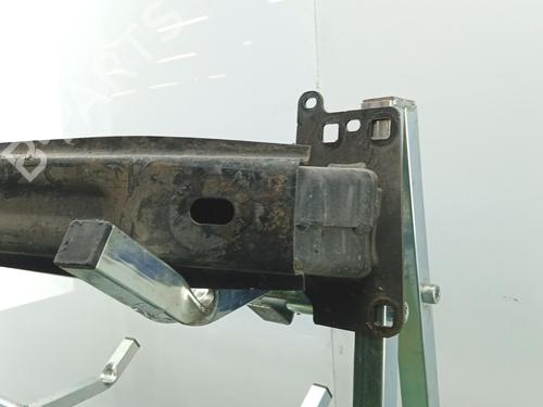 Used Front bumper reinforcement Front bumper reinforcement 38991654 38991654