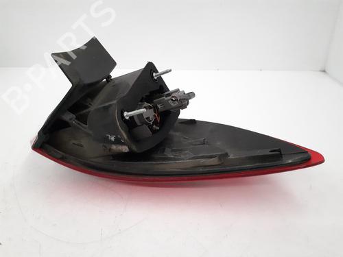 right-taillight-ford-mondeo-iv-turnier-ba7-2007-2008-2009-2010-2011-2012-2013-2014-2015-30134086 main image
