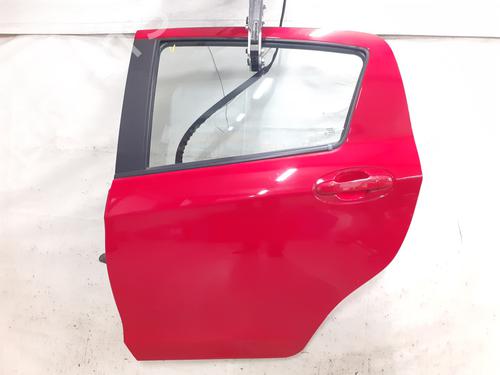 Porta posteriore sinistra TOYOTA YARIS (_P13_) 1.0 (KSP130_, KSP130) (69 hp) 32686570