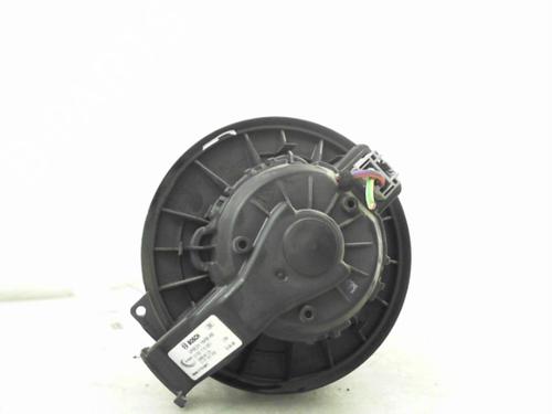 Used Heater blower motor FORD FIESTA VI (CB1, CCN) 1.4 TDCi (70 hp) 24777777