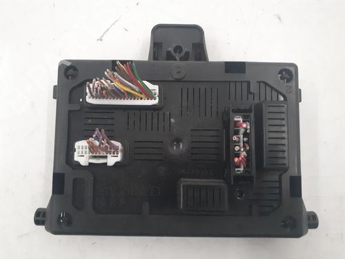 Sikringsdose RENAULT CLIO III (BR0/1, CR0/1) 1.2 16V (BR0P, CR0P) (101 hp) 30743806