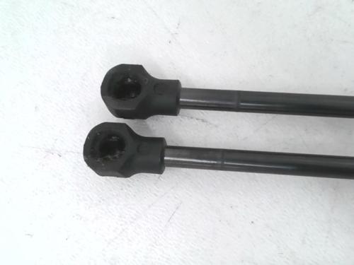 Gassdemper Bakluke RENAULT CAPTUR II (HF_)  | BP24779843C138 