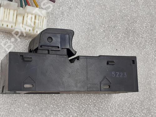 Switch NISSAN MICRA III (K12) 1.2 16V | BP24788242I30