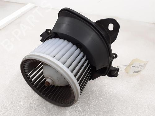 Used Heater blower motor FIAT GRANDE PUNTO (199_) 1.3 D Multijet (199.AXD11, 199.AXD1A, 199.AXD1B,... (90 hp) 24787187