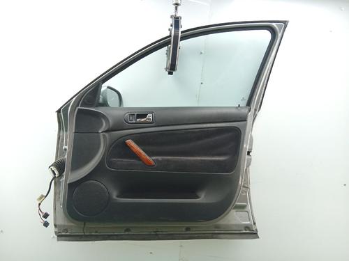 Used Right front door Right front door 38547950 38547950