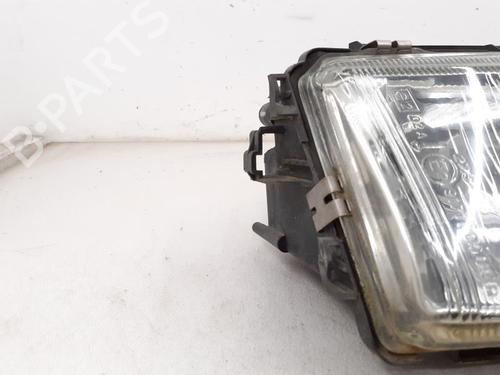 Right headlight CITROËN XANTIA (X1_, X2_) 1.9 Turbo D | BP24783627C29 