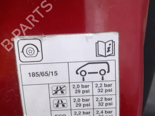 Used Left front door DACIA SANDERO 1.5 dCi (68 hp) 28494528
