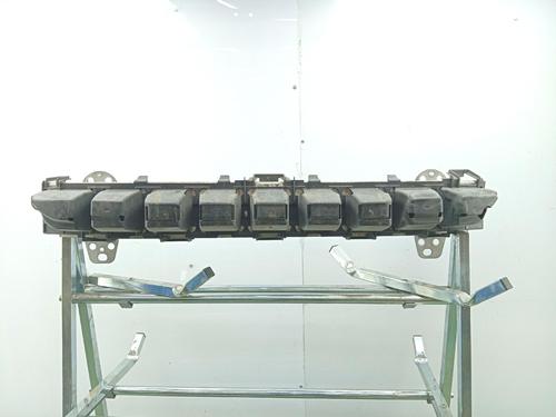 Used Front bumper reinforcement Front bumper reinforcement 39086073 39086073