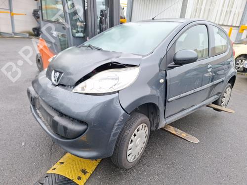 Left mirror PEUGEOT 107 (PM_, PN_) 1.4 HDi | BP27884460C26