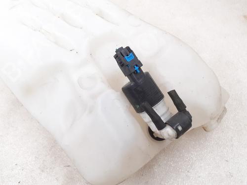 windscreen-washer-tank-renault-megane-iv-hatchback-b9amn_-2015-24796953 main image